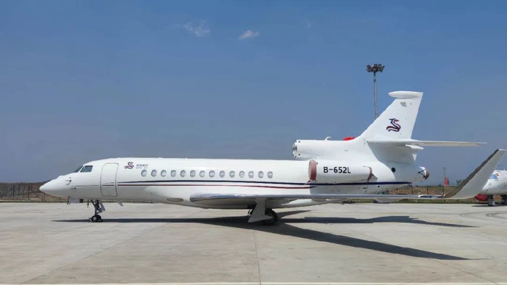 戮力同心--记日照山太顺利完成F7X型飞机整机喷漆及改装工作